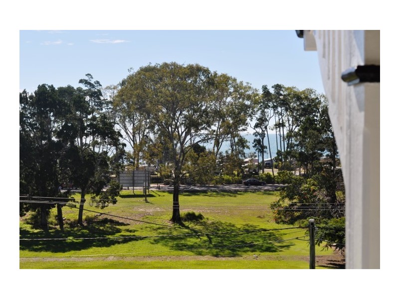 31 Freshwater St, Scarness QLD 4655