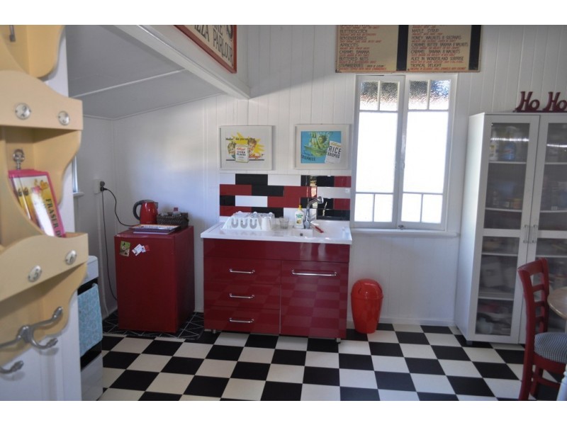 31 Freshwater St, Scarness QLD 4655