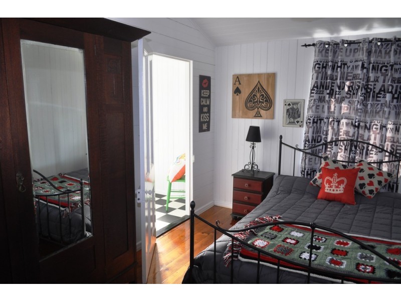 31 Freshwater St, Scarness QLD 4655