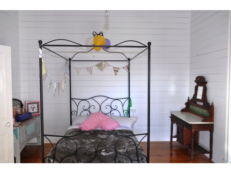 31 Freshwater St, Scarness QLD 4655