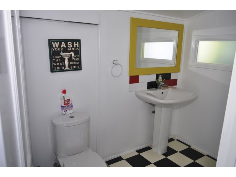 31 Freshwater St, Scarness QLD 4655