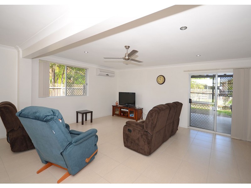 39 Frangipanni Avenue, Kawungan QLD 4655