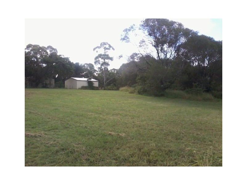 1-5 Henks Court, Dundowran Beach QLD 4655