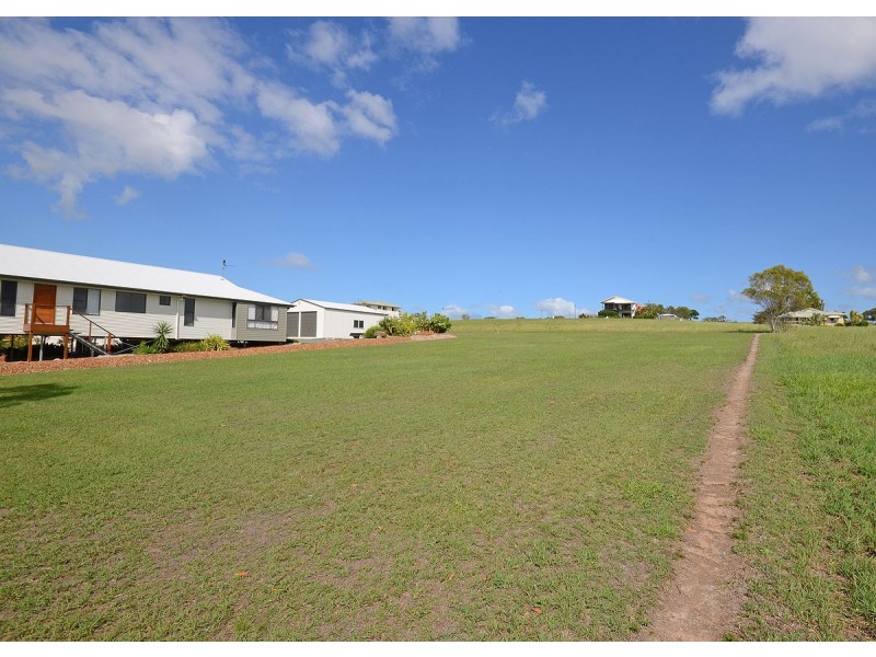 63 Windjammer Circuit, River Heads QLD 4655