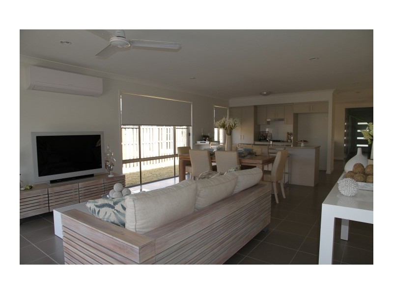 Lot 636 Augustus Boulevard, Urraween QLD 4655