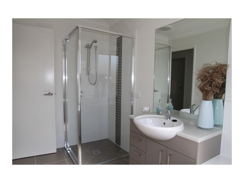 Lot 636 Augustus Boulevard, Urraween QLD 4655