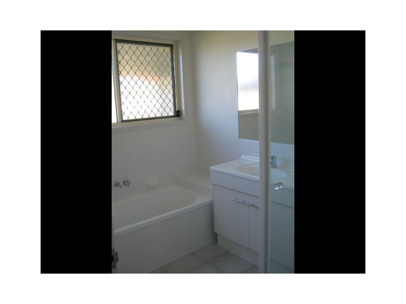 36 ANCHORAGE, Point Vernon QLD 4655