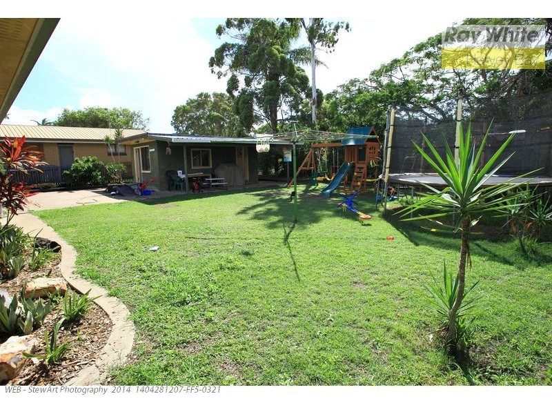 11 Burrum Street, Urangan QLD 4655
