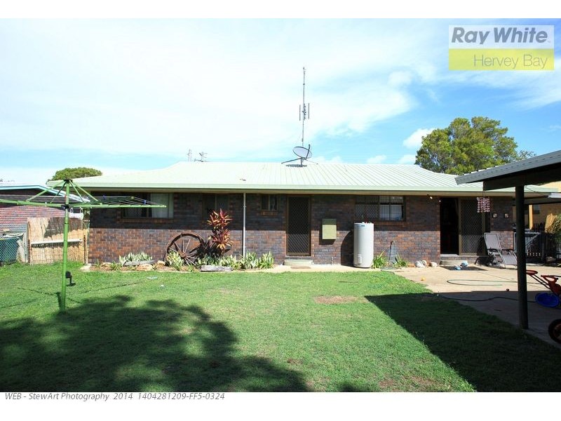 11 Burrum Street, Urangan QLD 4655