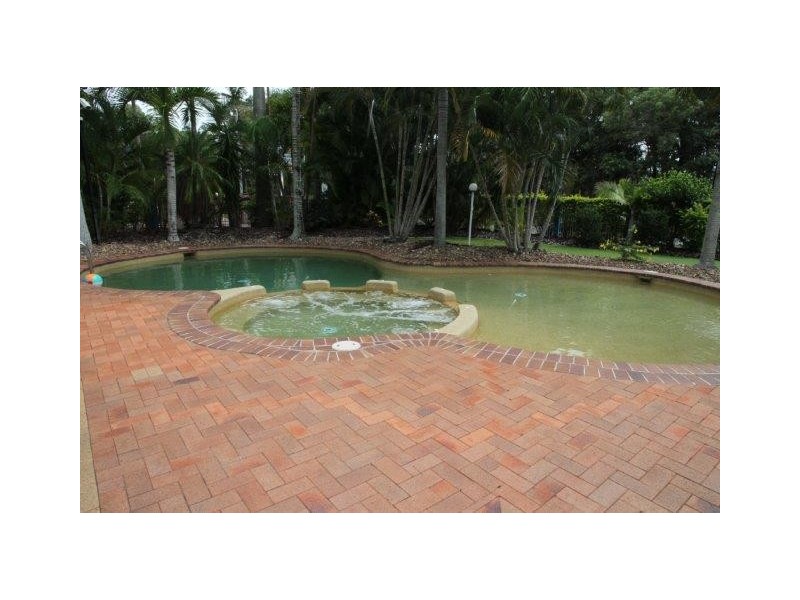 28/397 Esplanade, Torquay QLD 4655