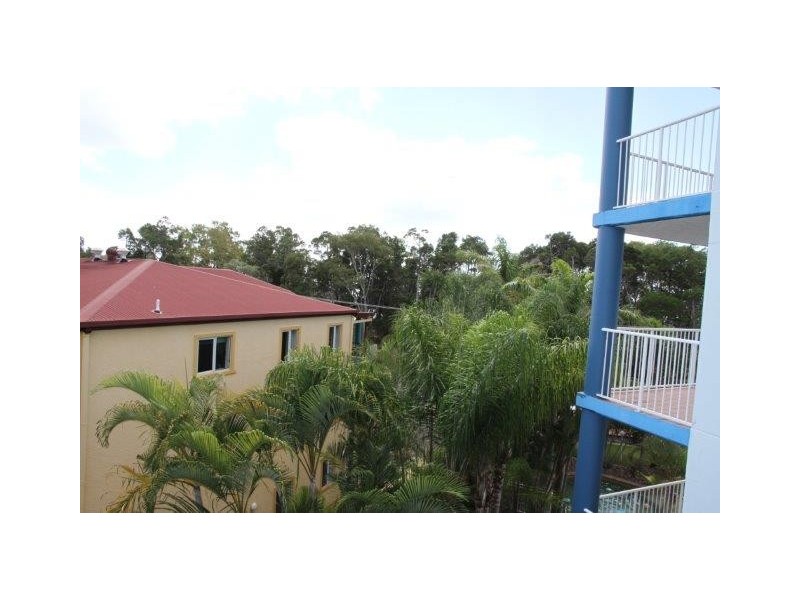 28/397 Esplanade, Torquay QLD 4655