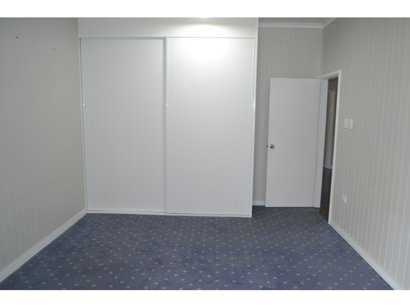 532 ESPLANADE, Urangan QLD 4655