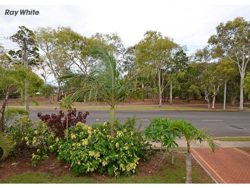 532 ESPLANADE, Urangan QLD 4655
