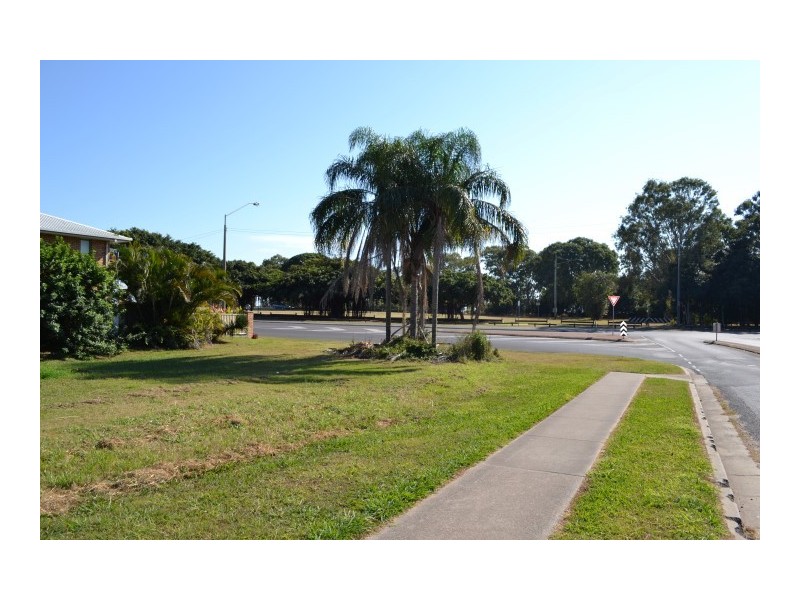 310 Esplanade, Pialba QLD 4655