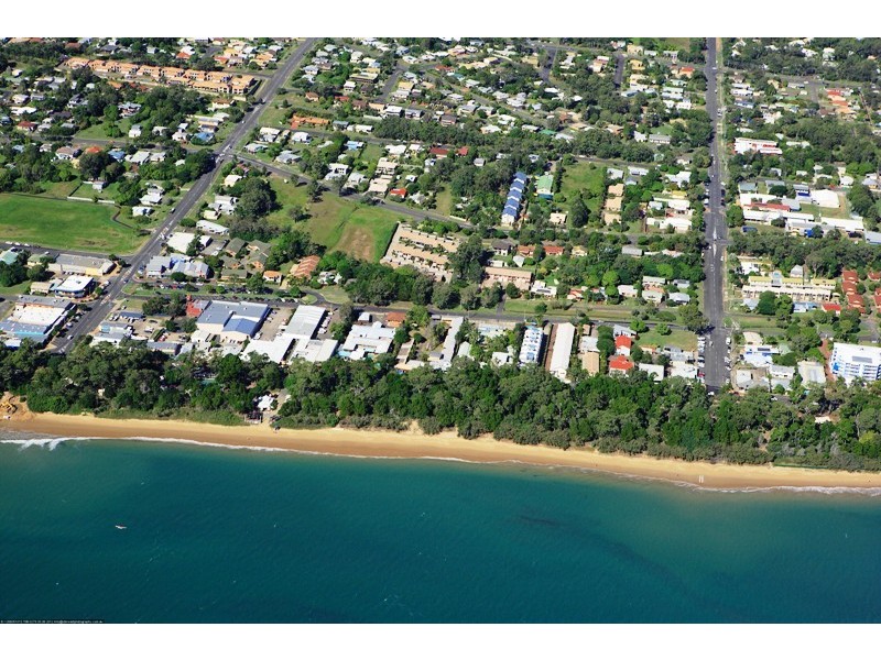 235 Torquay Terrace, Torquay QLD 4655
