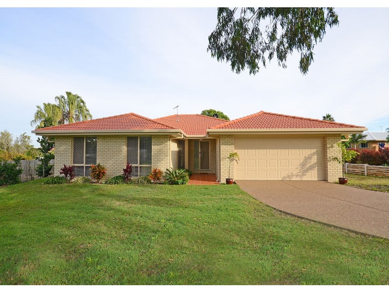 8 Petersen Rd, Hervey Bay QLD 4655