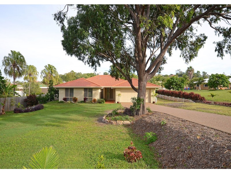 8 Petersen Rd, Hervey Bay QLD 4655
