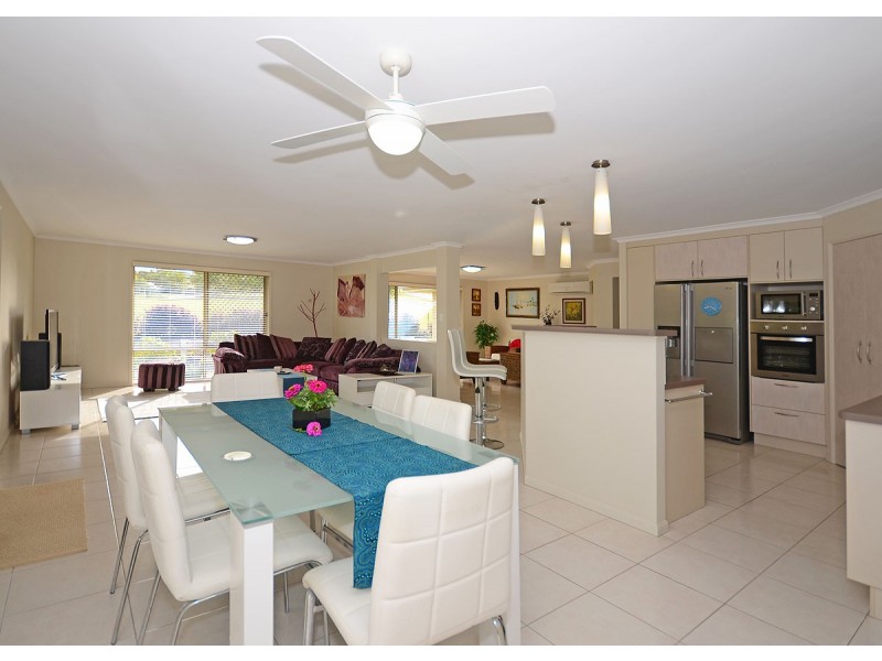 8 Petersen Rd, Hervey Bay QLD 4655