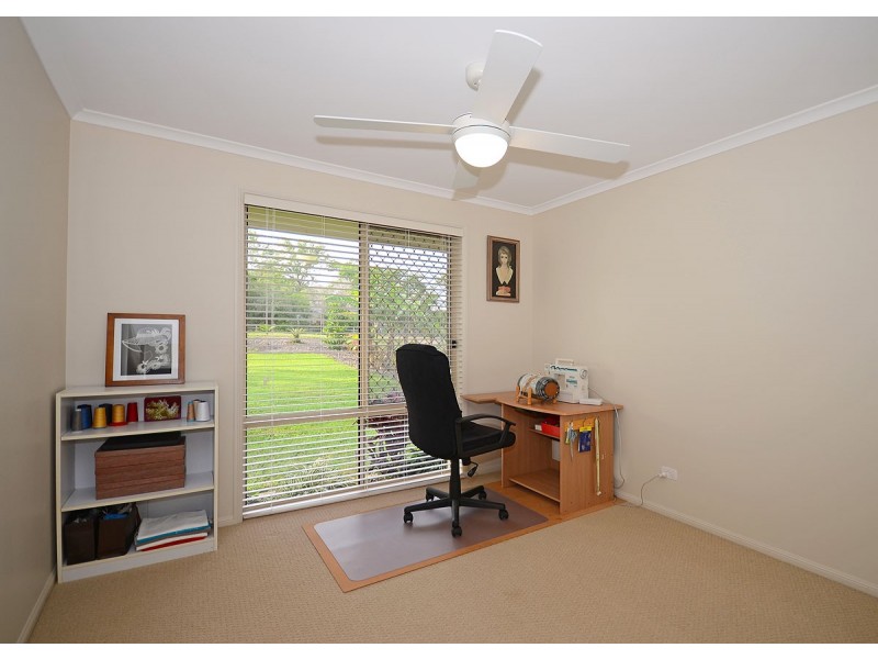 8 Petersen Rd, Hervey Bay QLD 4655