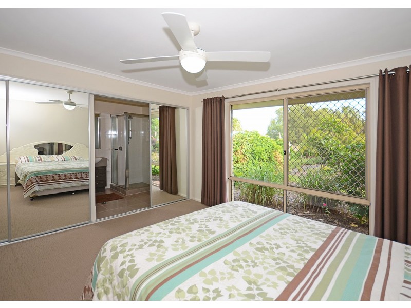 8 Petersen Rd, Hervey Bay QLD 4655