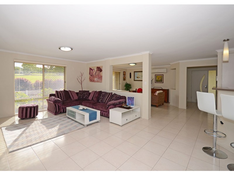 8 Petersen Rd, Hervey Bay QLD 4655