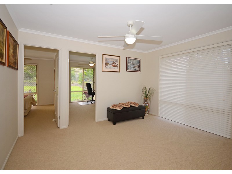 8 Petersen Rd, Hervey Bay QLD 4655