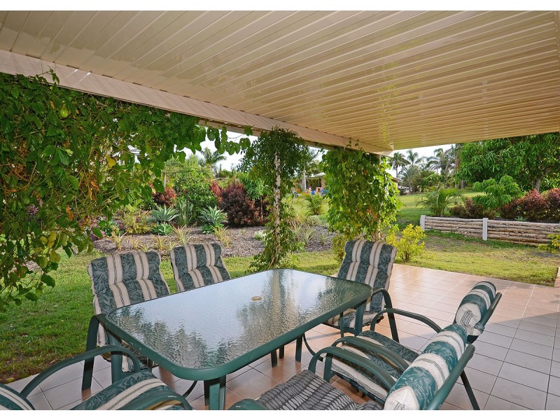 8 Petersen Rd, Hervey Bay QLD 4655
