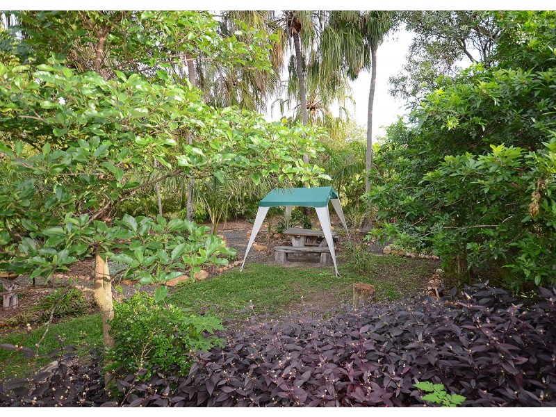 8 Petersen Rd, Hervey Bay QLD 4655