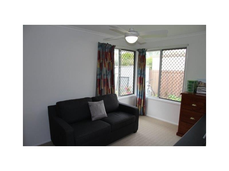 Unit 1/2 Wuruma Street, Scarness QLD 4655