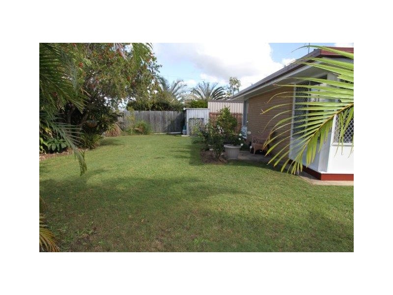 Unit 1/2 Wuruma Street, Scarness QLD 4655