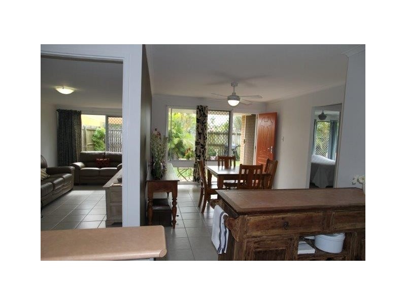 1/2 Wuruma Street, Hervey Bay QLD 4655