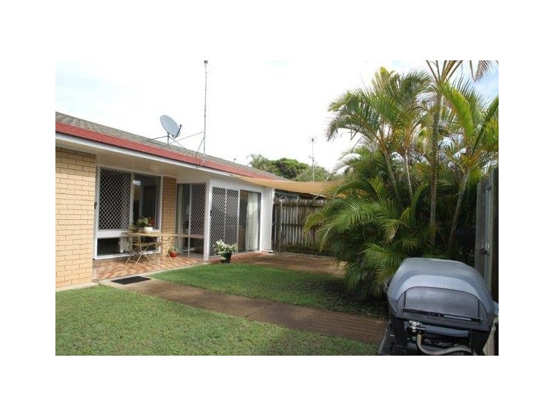 1/2 Wuruma Street, Hervey Bay QLD 4655