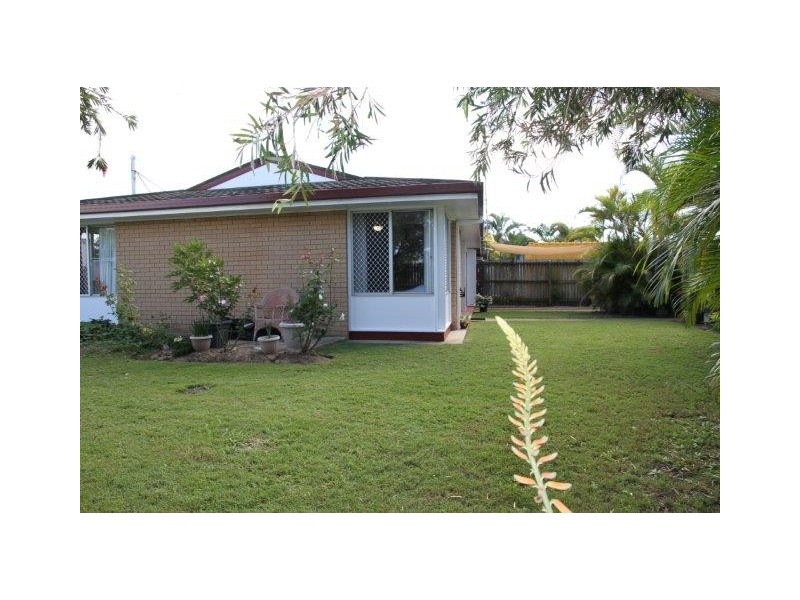 1/2 Wuruma Street, Hervey Bay QLD 4655
