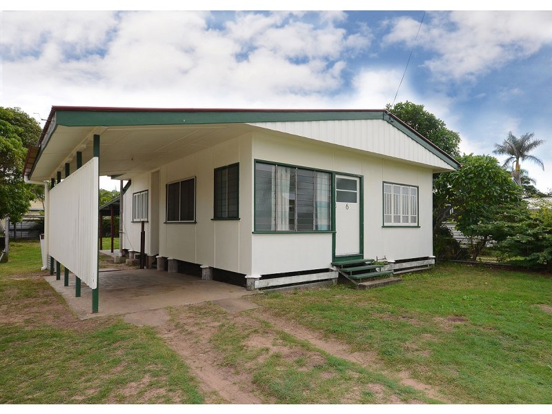 6 Ocean Street, Torquay QLD 4655