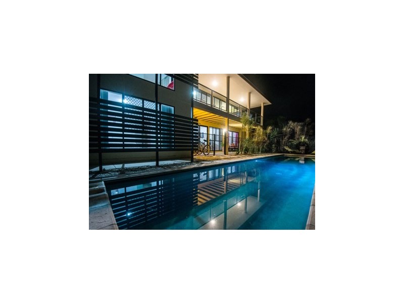 14-16 PARVIEW DVE, Craignish QLD 4655