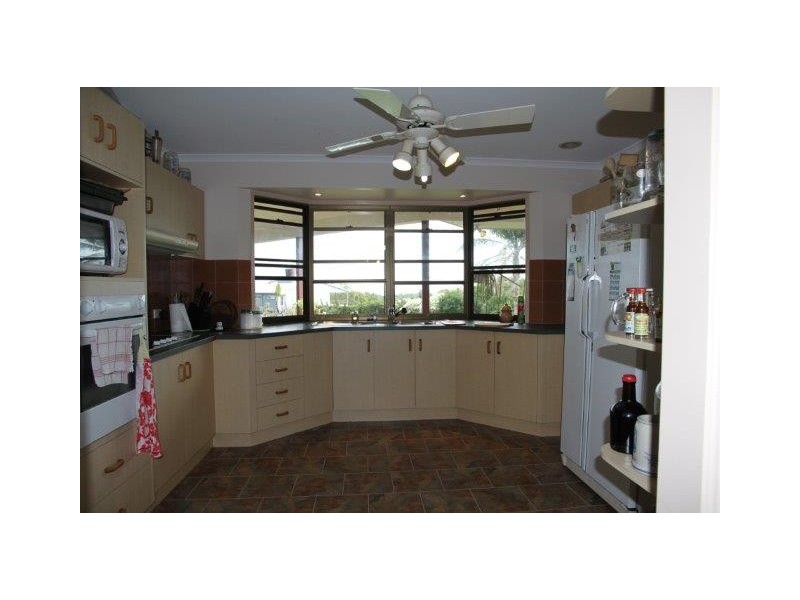 34 Waterview Drive, Dundowran Beach QLD 4655