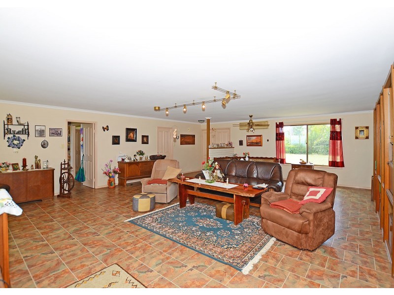 34 Waterview Drive, Dundowran Beach QLD 4655