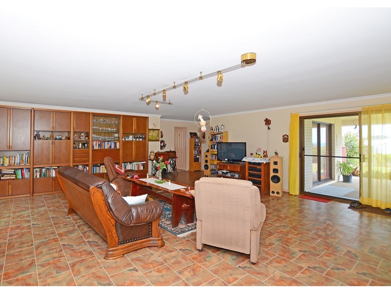 34 Waterview Drive, Dundowran Beach QLD 4655