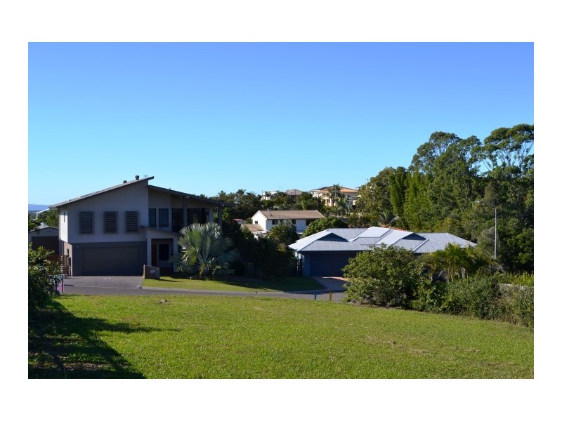 3 Fraser Outlook Ct, Kawungan QLD 4655
