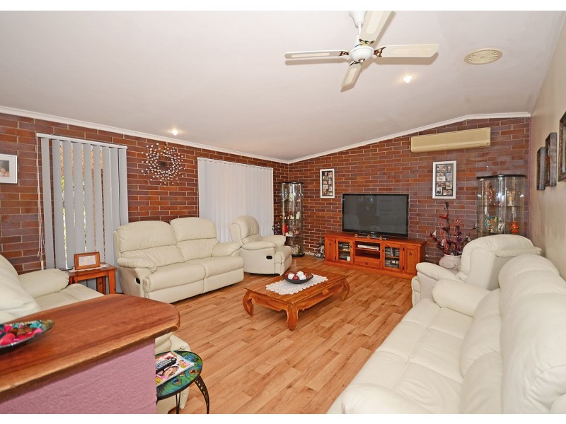 30 Acacia Street, Point Vernon QLD 4655