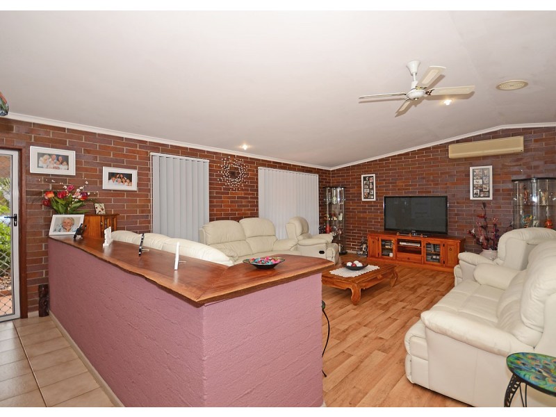 30 Acacia Street, Point Vernon QLD 4655