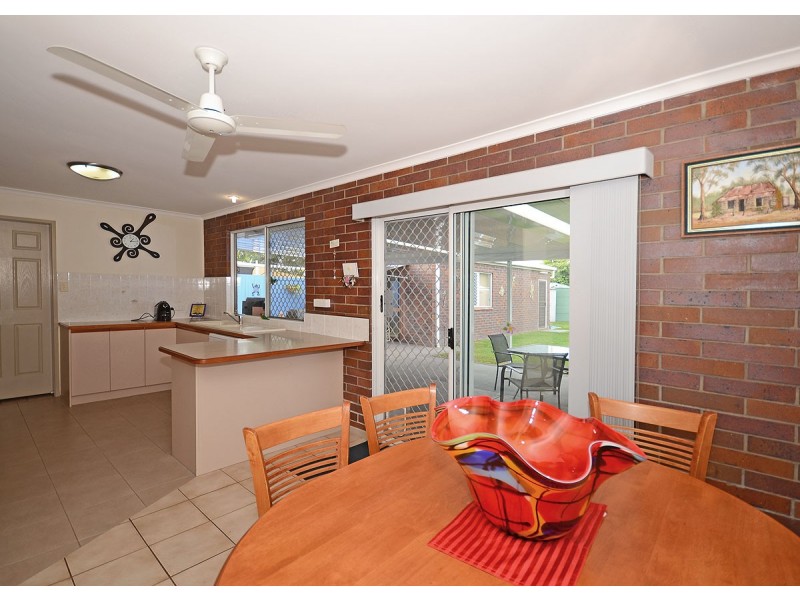 30 Acacia Street, Point Vernon QLD 4655