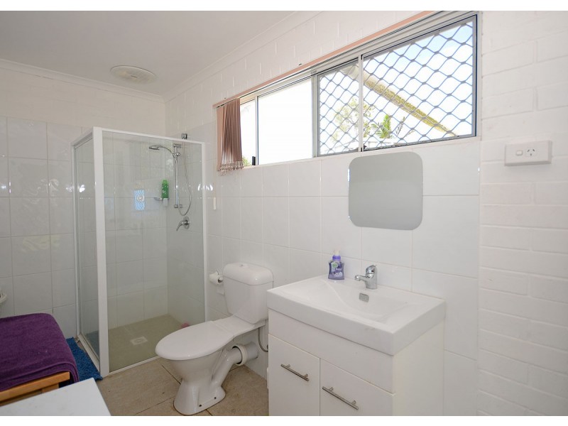 30 Acacia Street, Point Vernon QLD 4655
