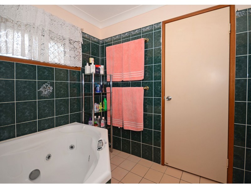 11 Ti Tree Road West, Booral QLD 4655