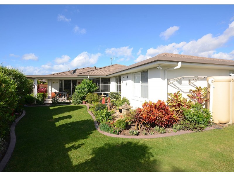 10 Louise Drive, Burrum Heads QLD 4659