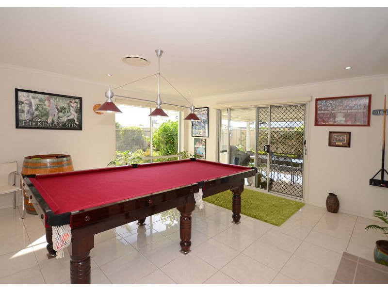 10 Louise Drive, Burrum Heads QLD 4659