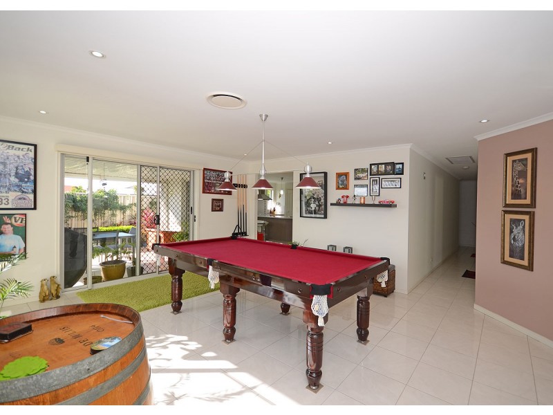10 Louise Drive, Burrum Heads QLD 4659