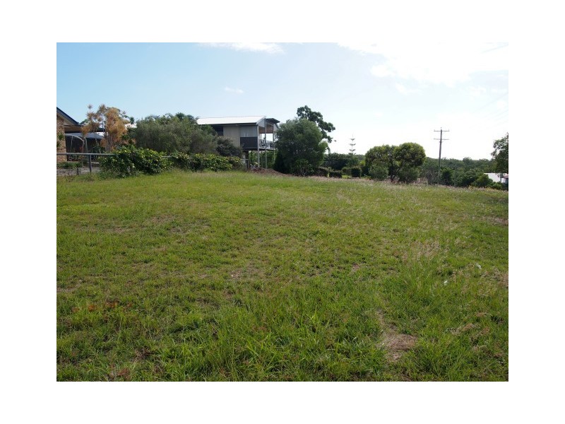 16 Pacific Drive, Booral QLD 4655