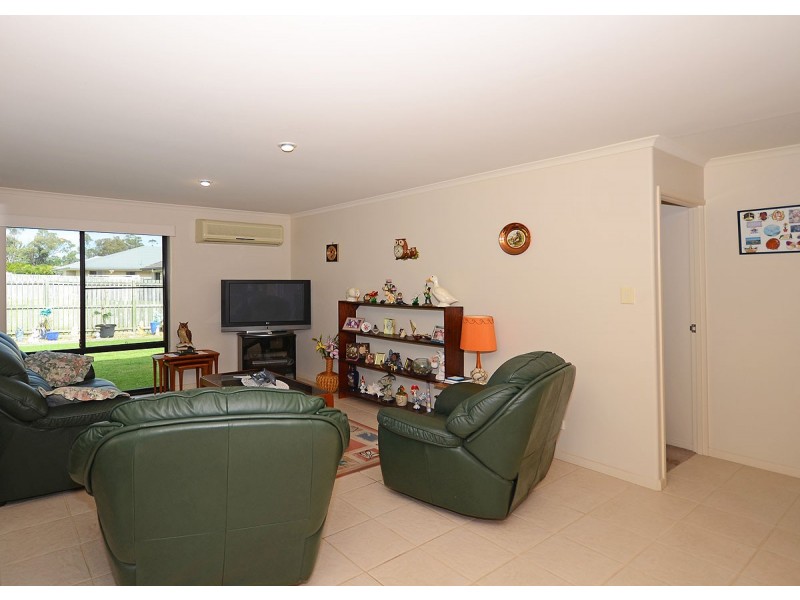 95 Caddy Avenue, Urraween QLD 4655