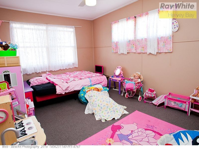 9 Ocean Street, Torquay QLD 4655